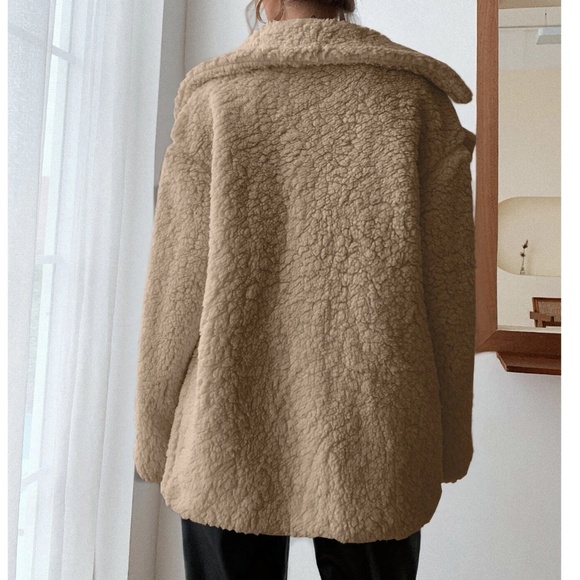Luxe Solid Teddy Button Pockets Loose Fit Jacket Coat - Picture 2 of 12